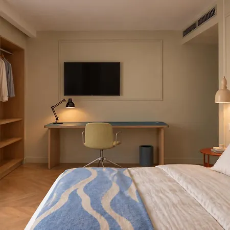 Hotel Outsite Bastille - Work, Connect, Explore Paris